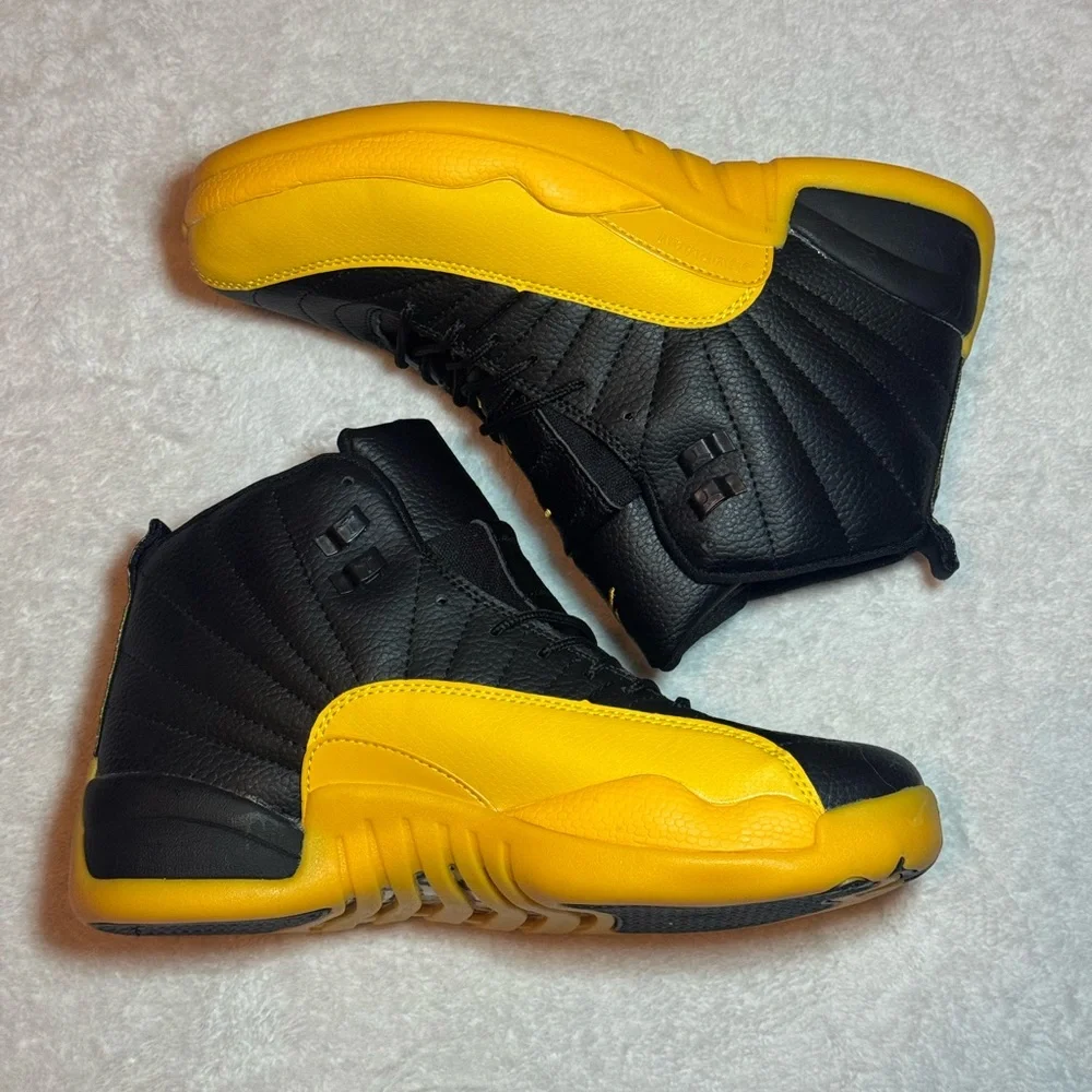 Air Jordan Retro 12 University Gold Menβs Size 10 - Picture 7 of 13